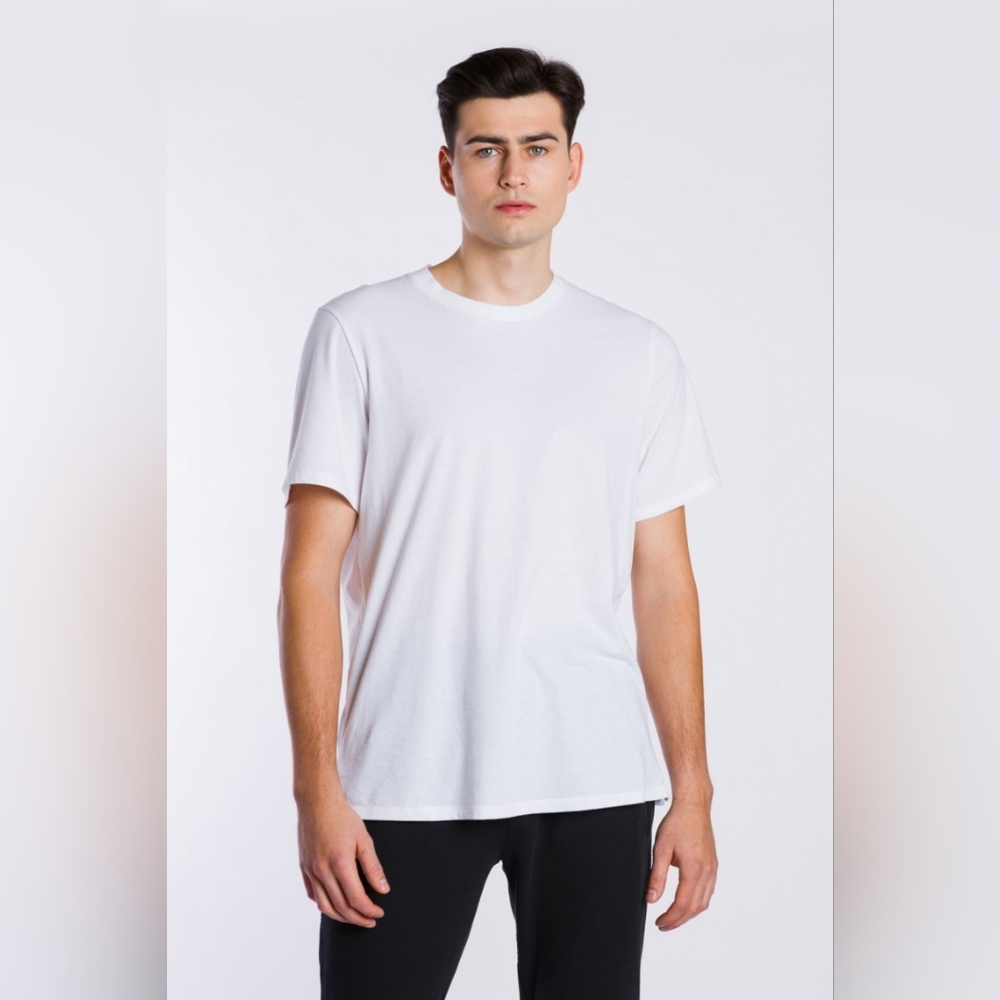 ALO Yoga White Short Sleeve Tee